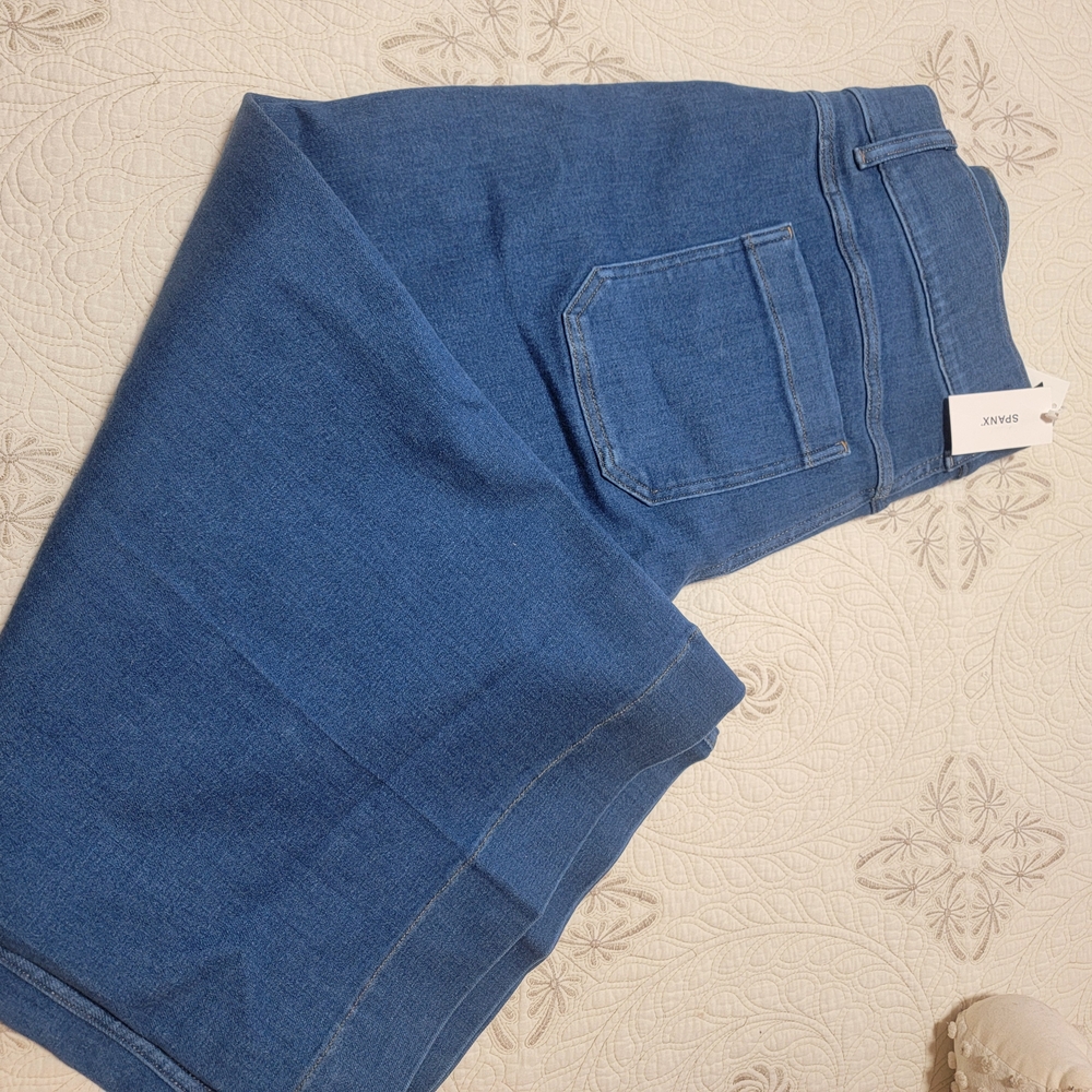 SPANX Womens Classic Blue Wide Crop Jeans